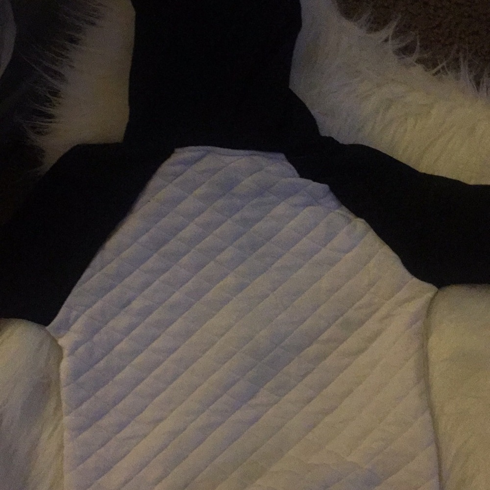 sweater - Picture 2 of 2